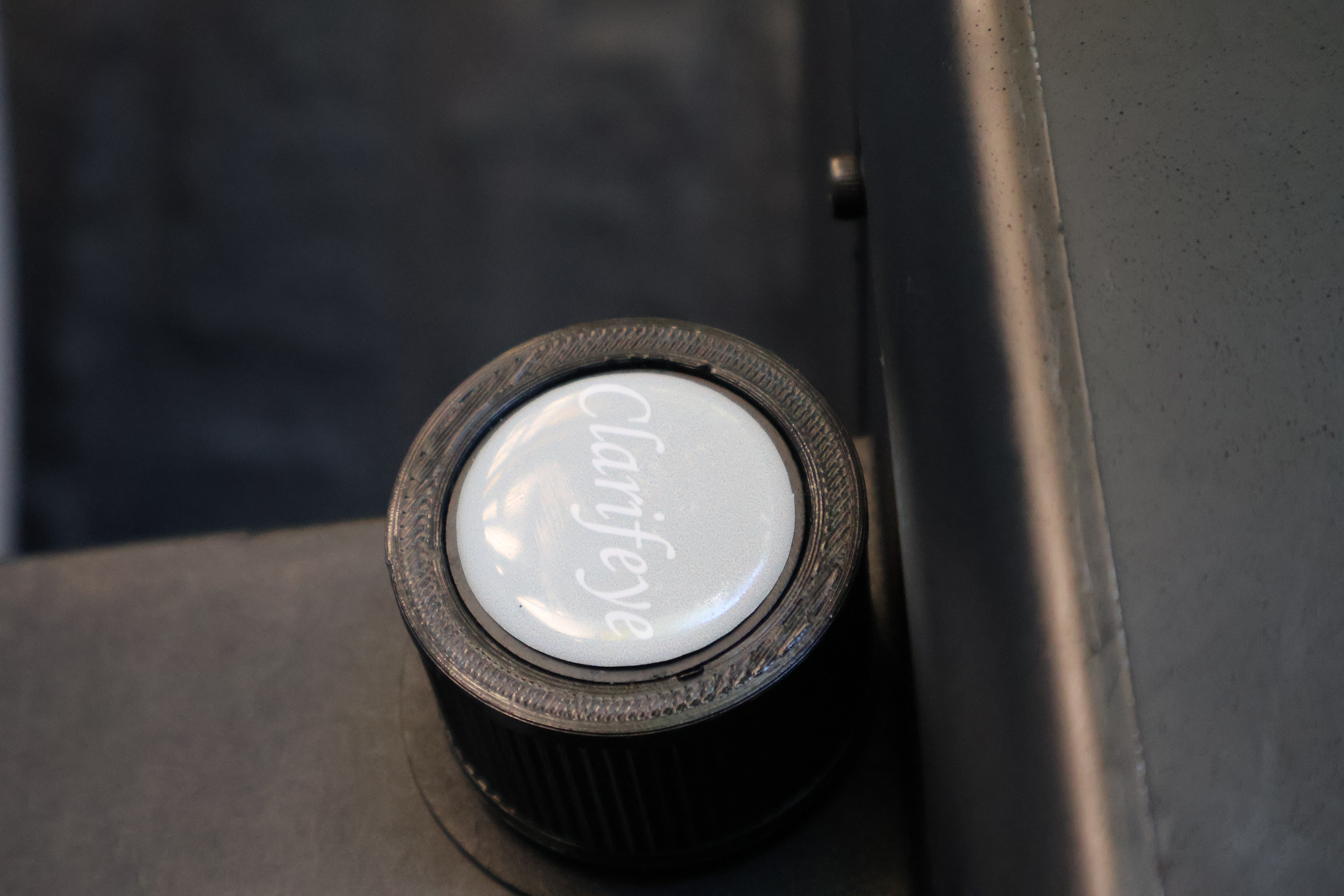 Clarifeye machine detail