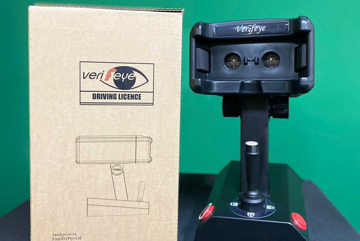 Verifeye driver licence screening equipment